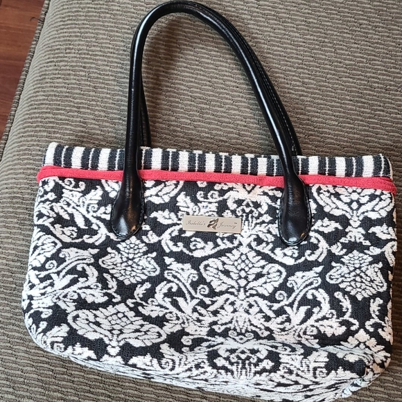 Isabella's Journey Purse - Picture 8 of 8